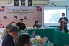 Saat acara Coaching Clinic berlangsung pada Kamis, 24 November 2022 di Ruang Seminar, Selasar Lt. III Unas