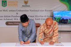 Rektor Unas Dr. El Amry Bermawi Putera, M.A. dan Ketua Baznas Prof. Dr. KH. Noor Achmad, M.A. bersama-sama menandatangani nota kerjasama