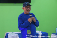 Guru Besar Prodi Biologi Prof. Dr. Dedy Darnaedi membuka kegiatan pengabdian kepada masyarakat yaitu Pelatihan Penanaman Mangrove dan Transplantasi Karang di Area Kemitraan Konservasi, di Pulau Pramuka, Rabu, 23 Agustus 2023
