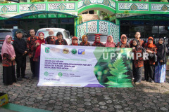 Foto bersama usai kegiatan pengabdian kepada masyarakat dosen prodi Biologi UNAS di SMK Al-Wafa, Ciwidey, Jawa Barat, Kamis, 02 Mei 2024