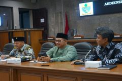 Komisi I DPRD Kota Cirebon dalam kegiatan audiensi Prodi Ilmu Komunikasi dengan Komisi I DPRD Kota Cirebon