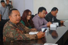 Para Dosen sedang mengikuti acara yang berlangsung dalam kegiatan Audiensi Prodi Ilmu Komunikasi FISIP Unas dengan Walikota Cirebon, di Kota Cirebon, Kamis, 9 Februari 2023