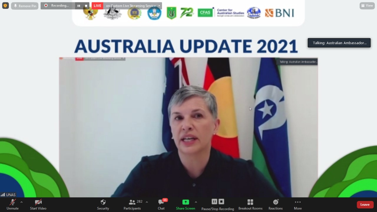 Sambutan oleh Dubes Australia untuk Indonesia, H.E. Penny Williams PSM dalam pembukaan kegiatan Australia Update 2021 secara virtual.