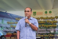 Rektor Universitas Nasional Dr. El Amry Bermawi Putera, M.A saat memberikan Sambutan