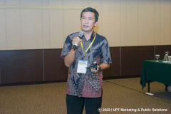 Dekan Fakultas Biologi dan Pertanian Dr. Tatang Mitra Setia, M.Si. memaparkan materi pada paralel session di Hotel Prime Plaza, Sanur Bali, pada Rabu, 17 Mei 2023