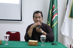 Sekretaris Ilmu Sosial dan Ilmu Politik Dr. Heru Dian Setiawan, S.T., M.Si.  dalam acara diskusi hibah dikti LPPM dengan FIKES di Ruang 603 Lt. 6 Gedung Menara 2 Unas, Ragunan, Selasa, 19 Desember 2023.