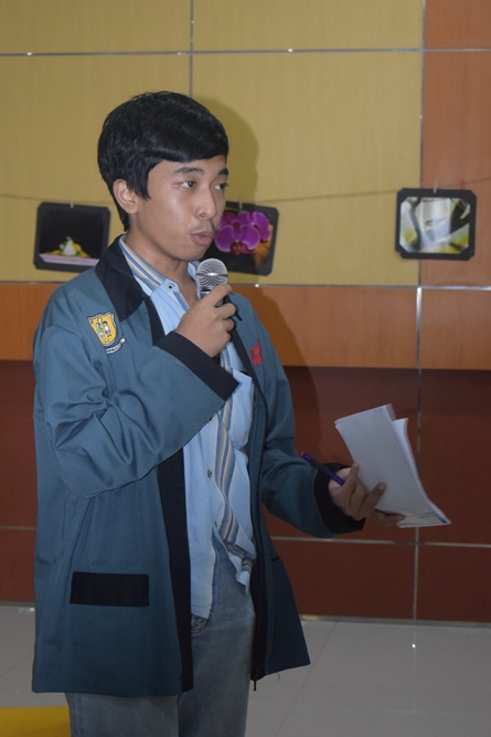 mahasiswa dari Karya Ilmiah Remaja Jakarta Timur dalam talkshow