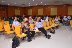Fakultas Sastra Indonesia Gelar Pelatihan Penulisan Artikel Ilmiah (9)
