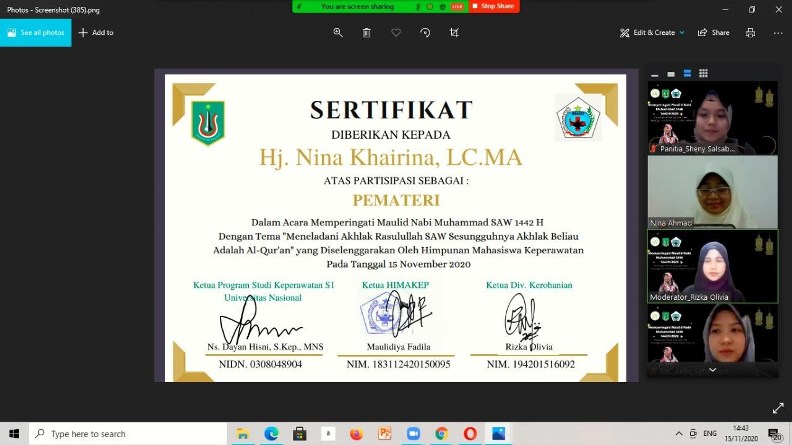 Pemberian sertifikat kepada Ustadzah Hj. Nina Khairina, LC. M.A. dalam acara peringatan Maulid Nabi Muhammad SAW 1442 H pada Minggu (15/11) melalui zoom cloud meeting