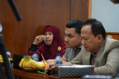 Para juri dalam prosesi simulasi persidangan IMCC KPS FH Unas, di Ruang Sidang Pengadilan Negeri Jakarta Selatan, Jumat (19/08).