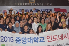 foto Bersama mahasiswa UNAS dengan Chung-Ang University Korea