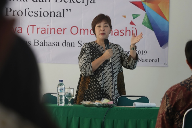 Trainer Omotenashi  Jepang, Reiko Ishikawa