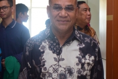 Rektor Universitas Nasional (Dr.Drs. El Amry Bermawi Putera, M.A)
