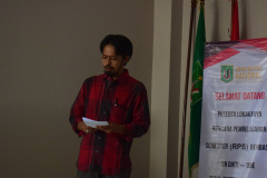 Pembacaan-Puisi-oleh-calon-dosen-Prodi-Sastra-Indonesia