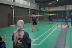 Situasi perlombaan badminton sedang berlangsung di Zeta Sport Center, pada 9 Agustus 2023.
