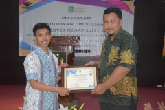 Pelepasan Wisudawan & Wisudawati FTKI Semester Genap 2017-2018 (23)