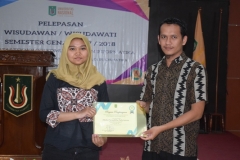 Pelepasan Wisudawan & Wisudawati FTKI Semester Genap 2017-2018 (26)