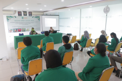 Pembekalan KKL mahasiswa prodi agroteknologi di Desa Tulusrejo, Pekalongan, Kab. Lampung Timur dalam rangka peningkatan produksi dan produktivitas tanaman pangan dan holtikultura dalam menghadapi persaingan pasar global