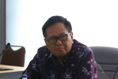 Prof.-Dr.-Drs.-Eko-Sugiyanto-M.Si_.-Wakil-Rektor-Bidang-Administrasi-Umum-Keuangan-dan-SDM-