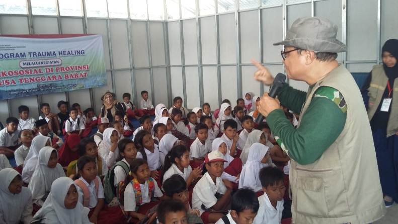Pusat Penelitian dan Pengabdian Masyarakat (P3M) UNAS bersama Direktorat Kementerian Pendidikan dan Kebudayaan telah mewujudkan Peduli Lombok, NTB (10)