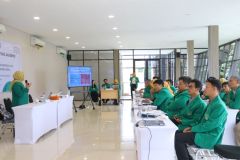 Situasi didalam Exhibition Room UNAS saat berlangsungnya kegiatan Rapat Kerja Biro Administrasi Akademik, Sabtu, 2 Maret 2024.