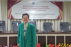 Dekan Fakultas Bahasa dan Sastra, Drs. Somadi, M.Pd., dalam RAKER Tahunan pada hari Jumat-Sabtu, 19-20 Maret 2021 bertempat di Menara UNAS, Ragunan