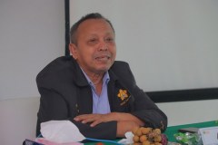 Prof. Dr. Ir. Ahmad Syuhada, M.Sc. dari Universitas Syiah Kuala (Unsyiah) Banda Aceh