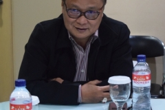 Drs. Firdaus Syam, MA., PhD. dalam acara Roadshow di Republika