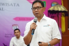 Pembantu ketua IV (Bidang Kerjasama dan Penjaminan Mutu) Sekolah Tinggi Pariwisata Bandung Dr. Haryadi Darmawan, MM.