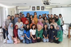Sharing & Caring Himpunan Mahasiswa & Alumni Program Studi Ilmu Komunikasi (19)