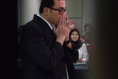 Sdr Dr. Muhammad Ramdan saat sedang mendengarkan pembacaan hasil sidang dari promotor, di Jakarta (21/3).