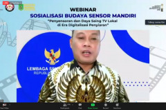Ketua LSF RI, Rommy Fibri Hardiyanto sedang memberikan sambutannya dalam kegiatan  Sosialisasi Budaya Sensor Mandiri, secara hybrid, pada Rabu, 10 November 2021.