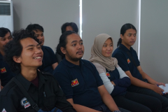 Para mahasiswa dalam kegiatan Sosialisasi dan Coaching Clinic PKM FTS