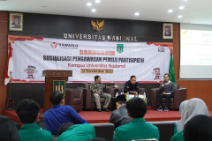 Sesi diskusi dalam sosialisasi pemilu partisipatif BAWASLU dan Biromawa di Aula Blok I Lantai IV Unas, Rabu, 15 November 2023.