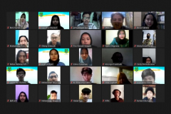 Peserta webinar sosialisasi pengisian KRS yang dihadiri oleh mahasiswa di lingkungan FTKI Unas