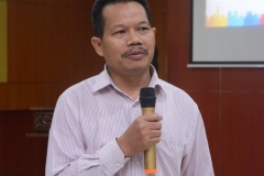 Dekan Fakultas Bahasa dan Sastra Drs Somadi, M.Pd