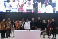 Universitas Nasional bersama dengan Asosiasi Ilmuwan Administrasi Indonesia (AsIAN) mengadakan Seminar dan Kongres ke 4 dengan tema “Reinstall-Sistem Ketatanegaraan Indonesia : Perspektif AsIAN”