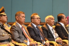Ketua MPR Dr Zulkifli Hasan (tiga dari kiri) menghadiri wisuda Universitas Nasional