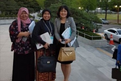 Foto bersama dengan delegasi negara lain