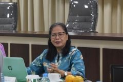 Prof. Dr. Yosephine Sri Wulan M.M.Si. dari UNAIR  selaku asesor dalam akreditasi