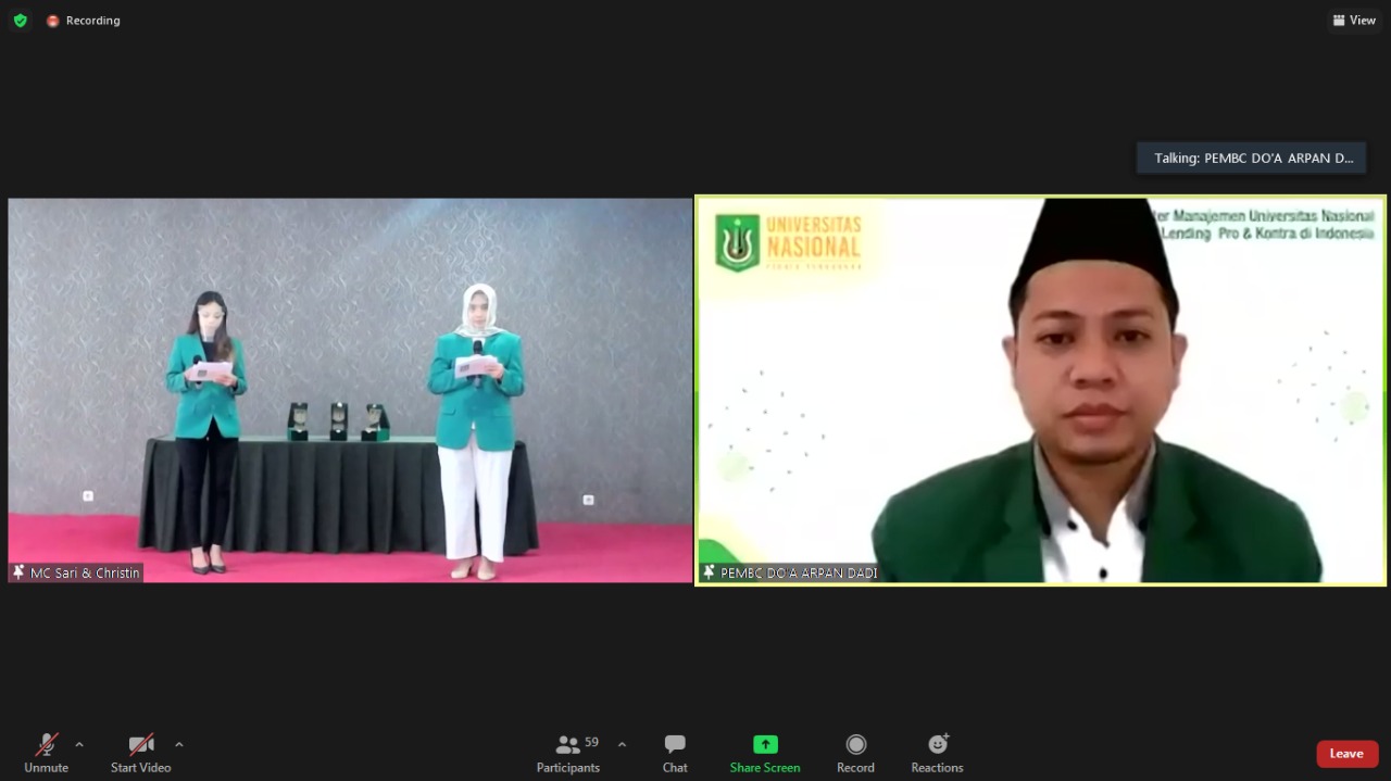Pembacaan doa dalam pembukaan kegiatan Webinar P2P Lending Pro dan Kontra di Indonesia secara virtual