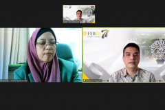 Pemaparan materi oleh narasumber, Prof. Dr. Irwan Adi Eka Putra, M.M (Guru besar FEB Universitas Indonesia) dalam kegiatan webinar P2P Lending Pro dan Kontra di Indonesia secara virtual