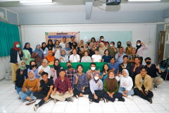 Foto bersama dalam acara Workshop Plastic Waste Management For Sustainable Development pada Rabu, 21 September 2022 di Ruang Seminar Fakultas Pertanian Blok 4 lantai 3 Unas