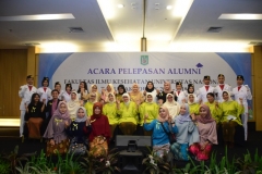 Yudisium Fakultas Ilmu Kesehatan Tahun Akademik 2017-2018 (40)