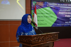 Dr. Fauziah, S.Kom., MMSI selaku Wakil Dekan FTKI UNAS saat memberikan kata sambutan pada Yudisium semester ganjil 2020/2021