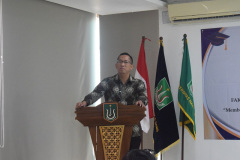 Erman Adhariana, S.T., M.T Memberikan Orasi Dalam Kegaitan Yudisium FTS Periode 2 Tahun Akademik 2022/2023