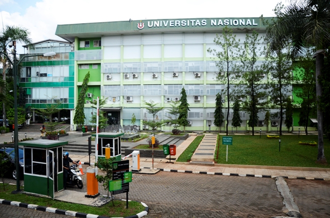 Universitas Nasioanal