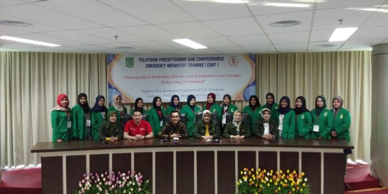 Pelatihan Preceptorship dan Comprehensive Emergency Midwifery Training (CEMT) “Mewujudkan Instruktur Klinik Yang Kompeten Guna Tercapai Bidan Yang Profesional” pada Kamis-Sabtu (04-06/7) di Menara UNAS Ragunan Jakarta