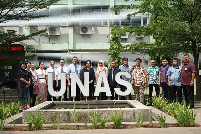 kunjungan delegasi Guangxi University for Nationalities, China ke UNAS, pada selasa, (27/8) di ruang rapat unas 108.