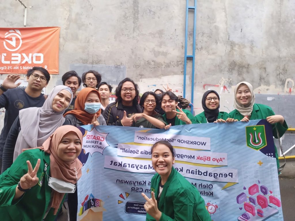 Mahasiswa Ilmu Komunikasi UNAS Gelar Pelatihan SocMeducation